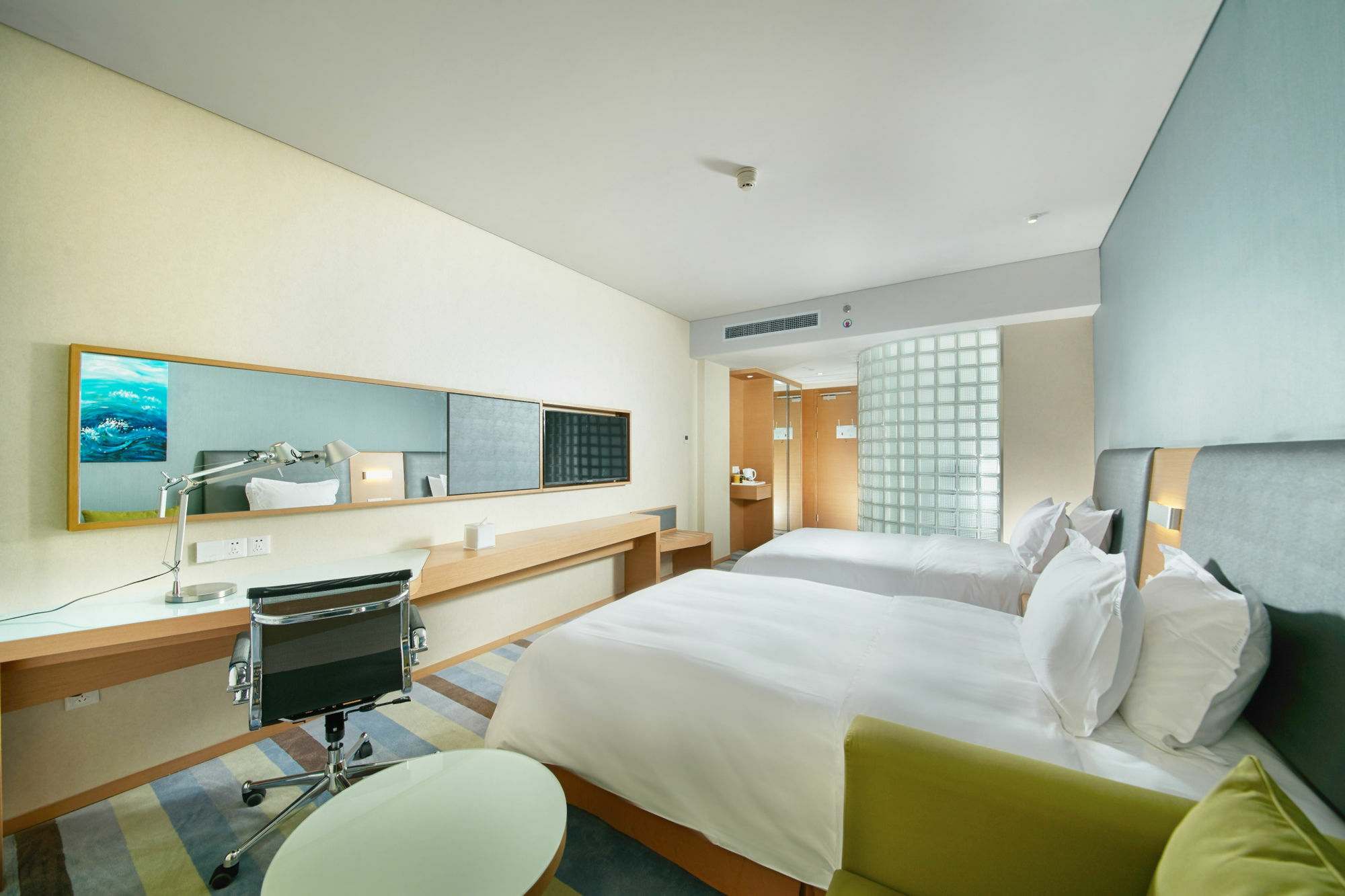Holiday Inn Express Leshan City Square By Ihg High Speed Rail And Leshan Giant Buddha Zewnętrze zdjęcie